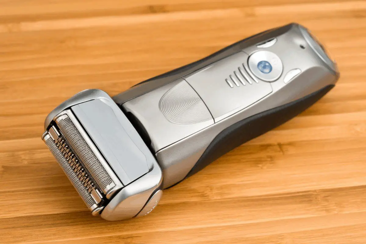 Best men's electric razor under $100