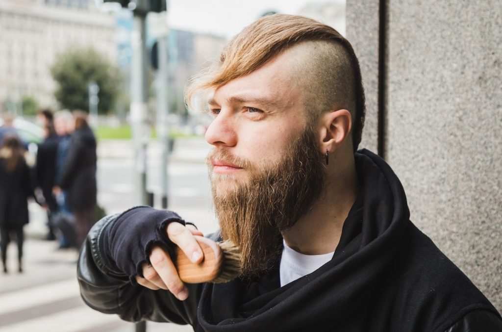 how to clean a beard brush